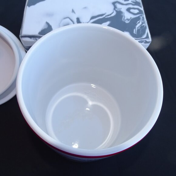 White and Red Country Style Cookie Jar New - Picture 6 of 10